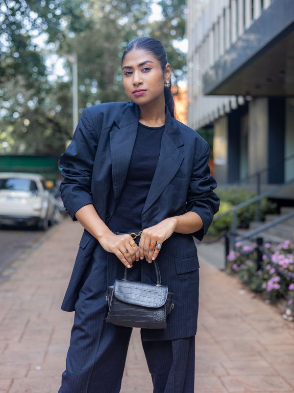 Sabine Tailored Suit Blazer in Navy — AURELLE