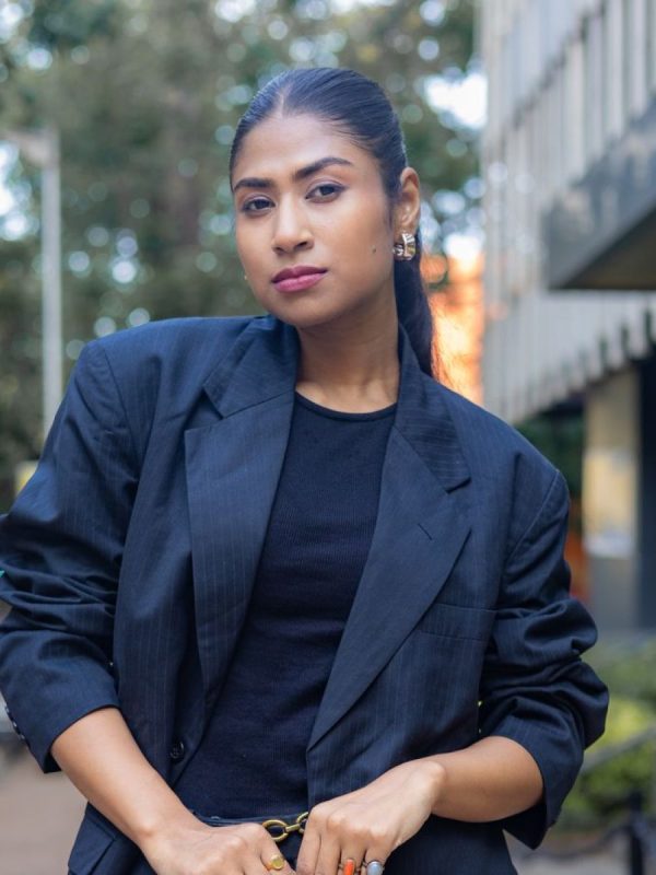 Sabine Tailored Suit Blazer in Navy — AURELLE, detail